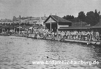 historische Bilder Hamburg Badeanstalt Schwanenwik