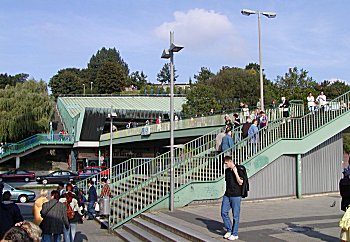 Bahnhof Landungsbrcken; Treppen zur Hafenseite