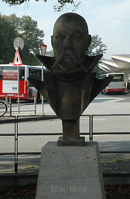 011_15022 - Skulptur von Tycho Brahe ( 1546 - 1601) einer der bedeutendsten Astronomen seiner Zeit; er lebte in den Jahren 1597 / 98 in Wandsbek.