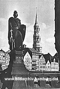 011_14103 - historische Ansicht der Trostbrcke, Skulptur Adolph III, (ca.1920)