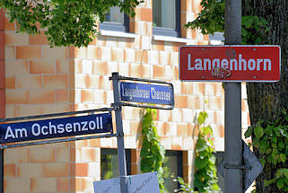 1174 Stadtteilgrenze Schild Langenhorn - Langenhorner Chaussee, Am Ochsenzoll - Bezirk Hamburg Nord.