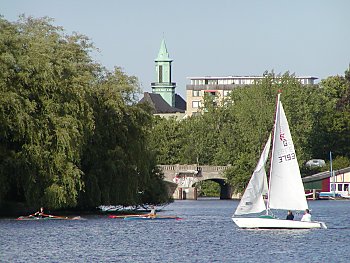 Bilder Hamburg Sehensw�rdigkeiten Alster 2002_2398_092