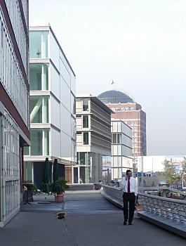 Foto Hamburg Sehensw�rdigkeiten Elbufer