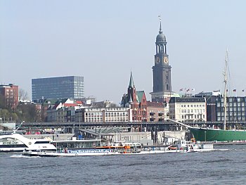 Bilder Hamburg Sehensw�rdigkeiten Hafen 2002_7398_02