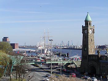 Bilder Hamburg Sehensw�rdigkeiten Hafen 2002_7398_03
