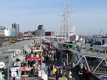 Bilder Hamburg Sehensw�rdigkeiten Hafen 2002_7398_05