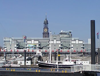 Bilder Hamburg Sehensw�rdigkeiten Kirchen Michel Baumwall / Vorsetzen 2002_1798_07