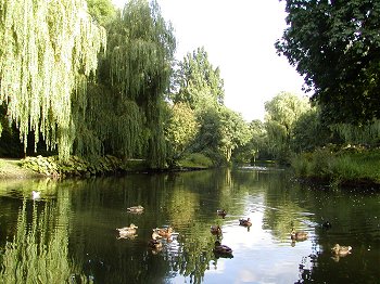 Fotos Hamburg Sehensw�rdigkeiten Eimsb�ttler Weiher 2002_90561_09993