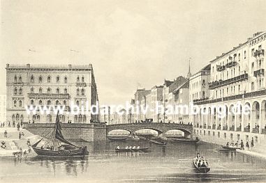 011_15821 - Blick ber die Kleine Alster Richtung Schleusenbrcke; Ruderboote fahren auf dem Wasser; ein Segelschiff hat angelegt (ca. 1840 ).