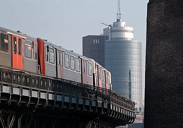 Hochbahnviadukt Landungsbrcken, Vorsetzen