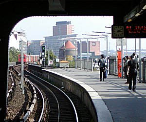 Bahnsteig Landungsbrcken 2001