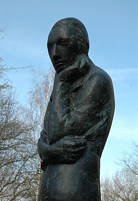 02_08028 - Heinrich Heine Denkmal 