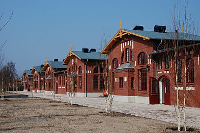 011_15419 - rckwrtige Ansicht der nach historischen Vorlagen erbauten Gebude der ehemaligen Auswandererhallen. 