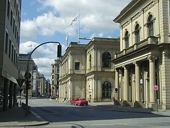 04_22764 Blick auf den Adolphsplatz/ Brse 2004. 