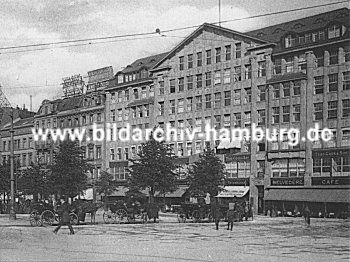 011_15156 - Blick zum 1908 errichteten Kontorhaus am damaligen Alsterdamm./ Ballindamm ca. 1920.