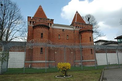 04_23333 historischer Eingang vom Zuchthaus Fuhlsbttel am Suhrenkamp.