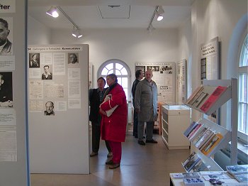 04_22866 Ausstellung ber das Konzentrationslager Fuhlsbttel Kolafu und dessen Insassen.  