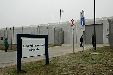 04_22868 - Eingang Justizvollzugsanstalt Billwerder; sogen. Hochsicherheitsgefngnis mit z.Zt. 803 Pltzen.