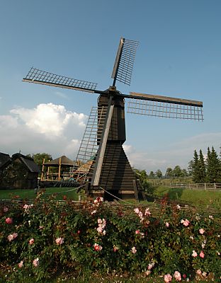 011_15007 - historische Feldentwsserungsmhle beim Riekmuseum.