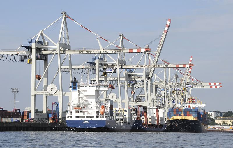 Hamburg-Motive aus dem Hafen - Containerschiffe am EUROPAKAI Container Feeder und Containerfrachter - Containerbrücken, Tollerort Terminal