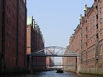 011_14091 - Brcken ber den Fleet in der Speicherstadt.