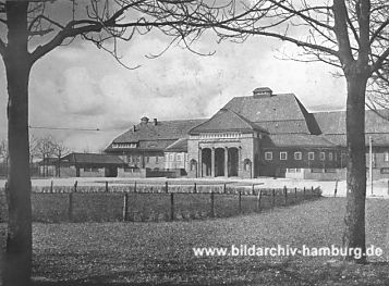 011_14034 - der Eingangsbereich der historischen Stadthalle;