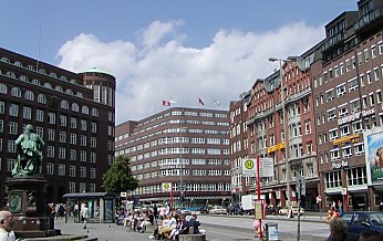 011_15119 - Blick ber den Gnsemarkt zur Blick zur Dammtorstrasse.