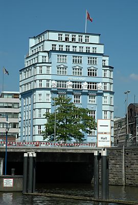 011_14793 Schaartorbrcke; im Hintergrund das Stellahaus.   