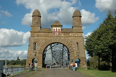 011_14296 - Portal der historischen Harburger Elbbrcke