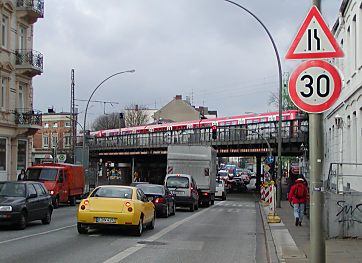 04_stresemannstrasse_verkehr.jpg