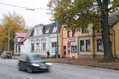 1555 Historische Huser - Grnderzeitgebude an der Luruper Hauptstrasse.