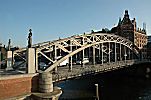 Fotos von Hamburg - Bilder von Hamburger Strassen und Brücken   